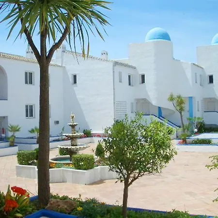 Ona Campanario Apartahotel 3*