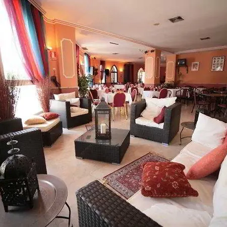 Ona Campanario Apartahotel 3*