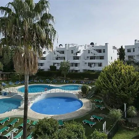 Ona Campanario Apartahotel 3*