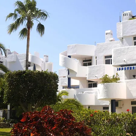Ona Campanario Apartahotel 3*